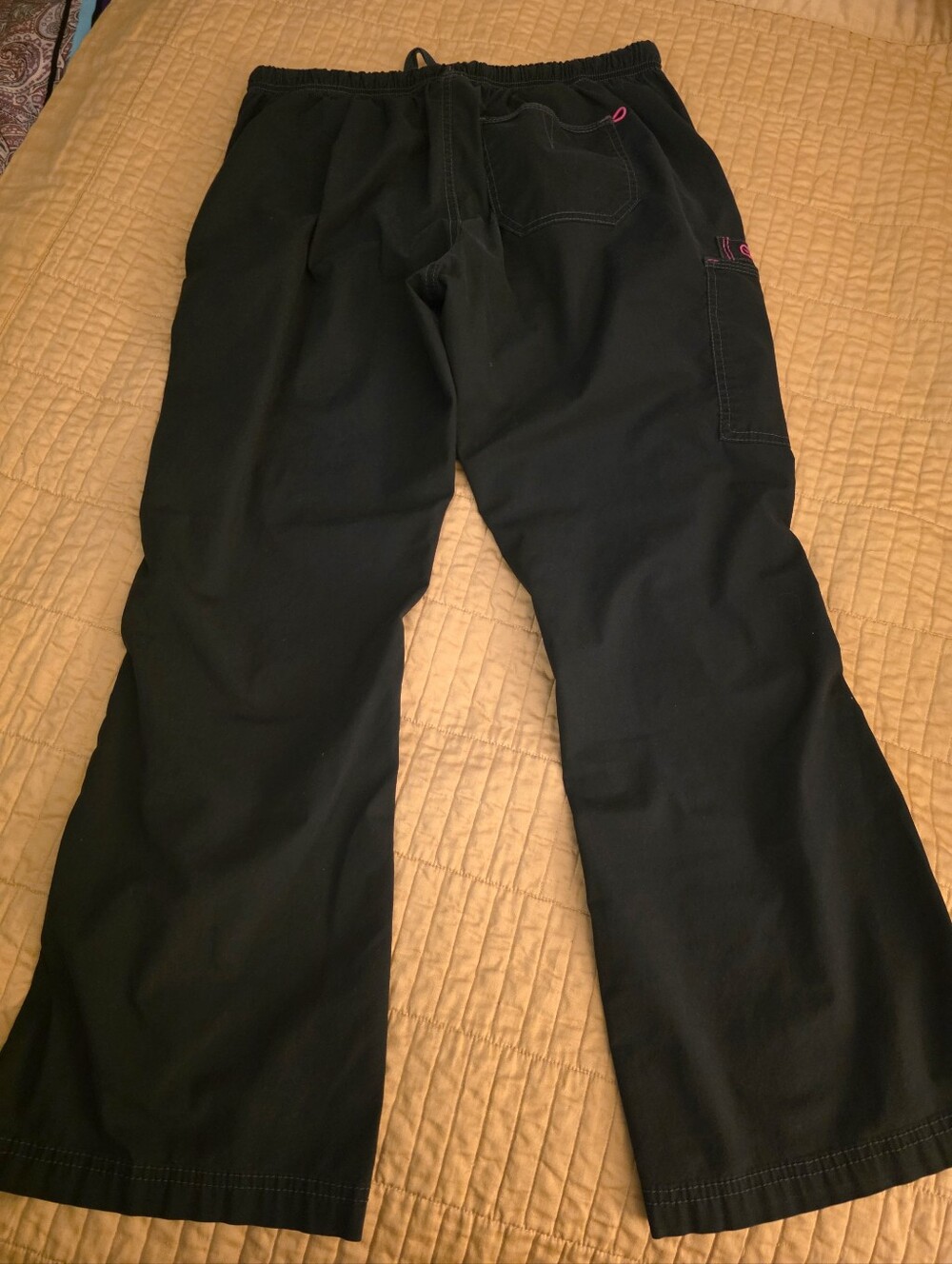Wonderwink Black Women's Cargo Flare Scrub Pant Size M Petite - Picture 4 of 6